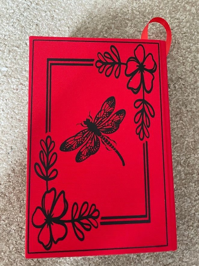 Dragonfly in Amber by Diana Gabaldon