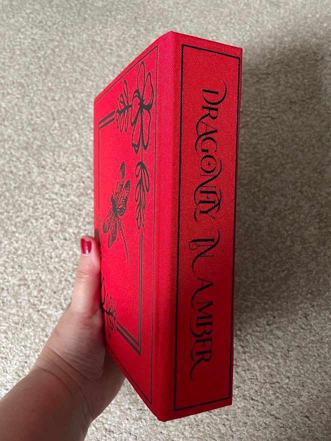 Dragonfly in Amber by Diana Gabaldon